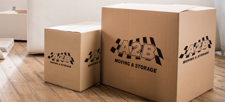 A2B moving and storage boxes that residential movers use