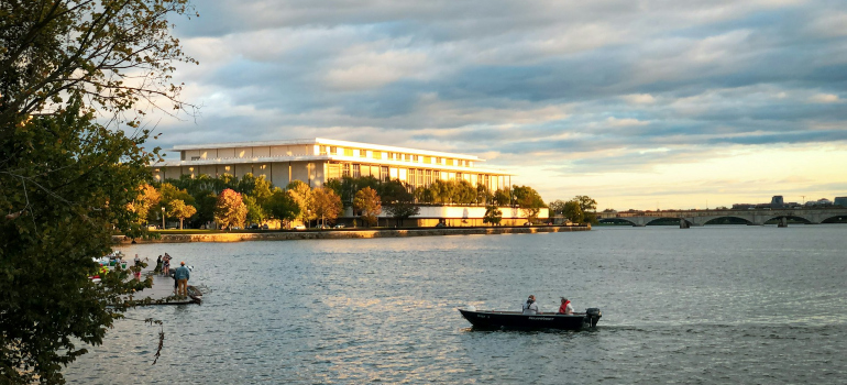 the outside of the Kennedy Center
