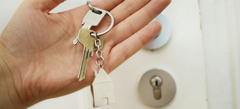 Person holding keys