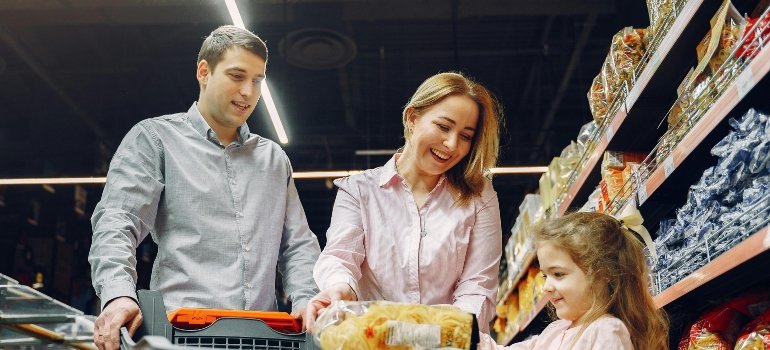 shopping groceries for holidays