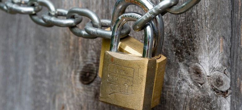 Locks and chain