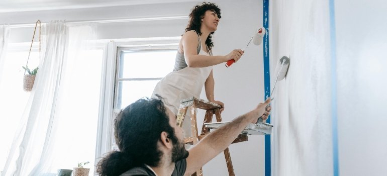 A couple painting.